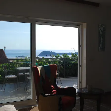 Summer Breeze Cavtat