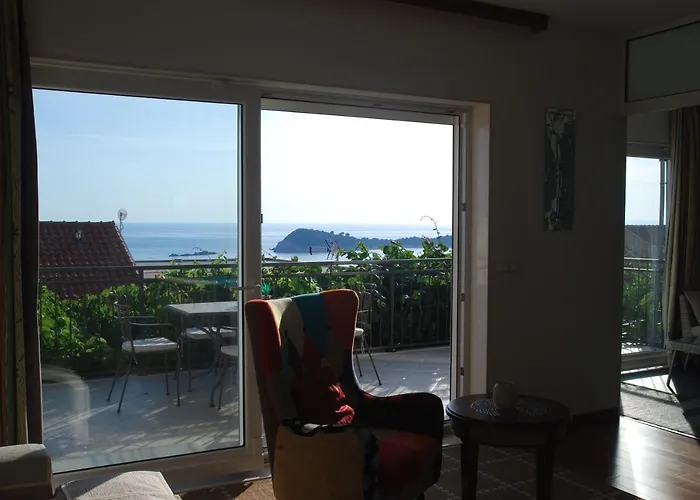 Summer Breeze Cavtat